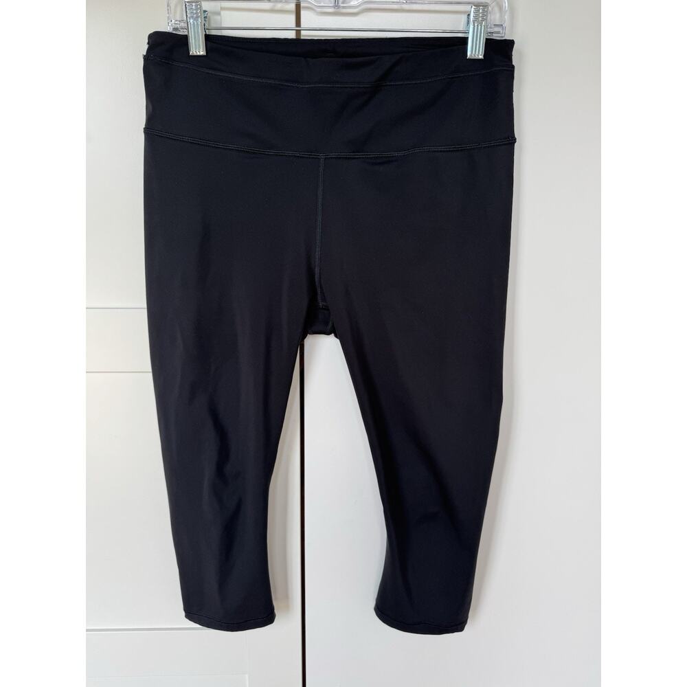 Athleta Accelerate Crop Leggings Womens Size M Black Athletic 16"‎ Inseam READ